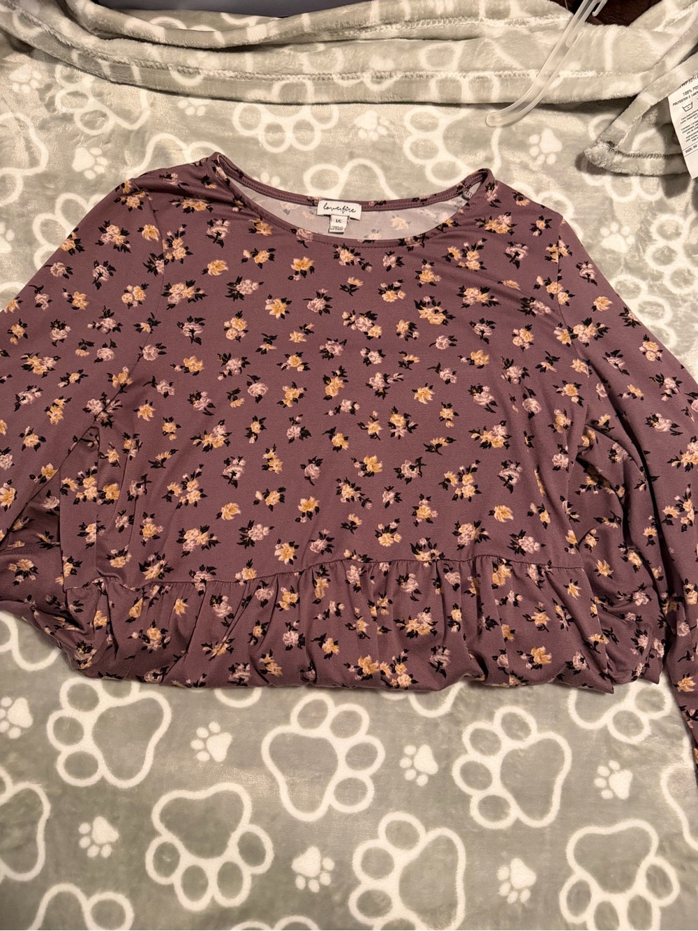 love, Fire Mauve Floral Ruffle-Hem Long Sleeve Top